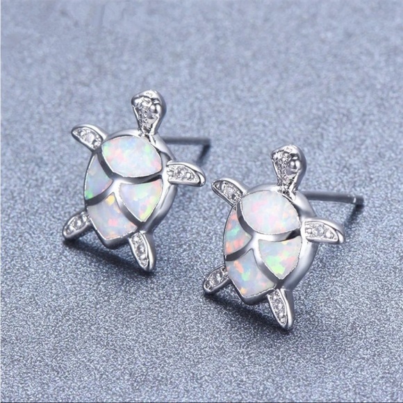 Sterling Silver Turtle Necklace Earrings Set - Picture 2 of 2